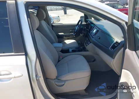 2015 Kia Sedona Lx из США, поврежденный, VIN KNDMB5C16F6068449